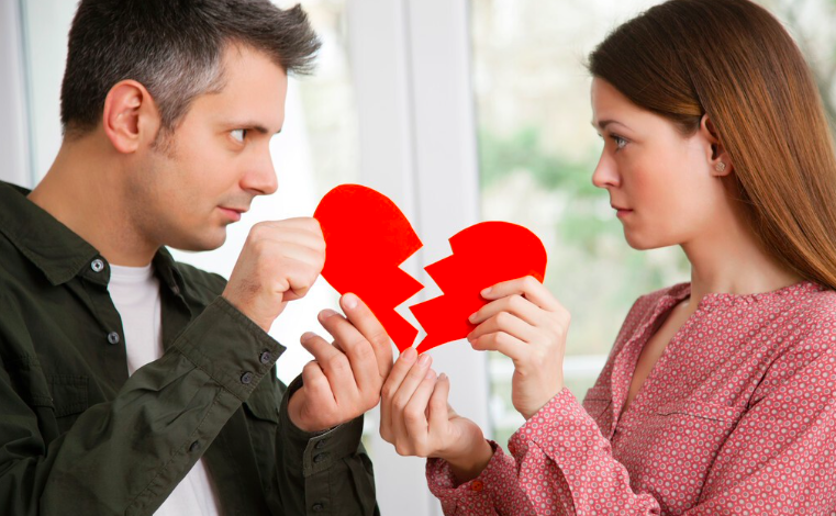 琼海离婚如何申请财产保全冻结对方账户